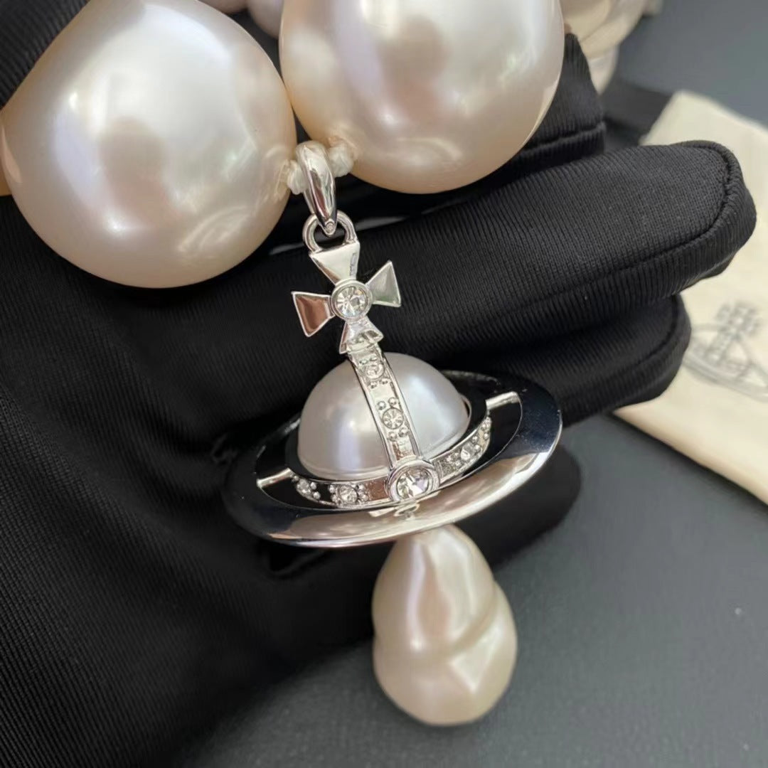 Vintage Vivienne Westwood Giant Pearl Drop necklace